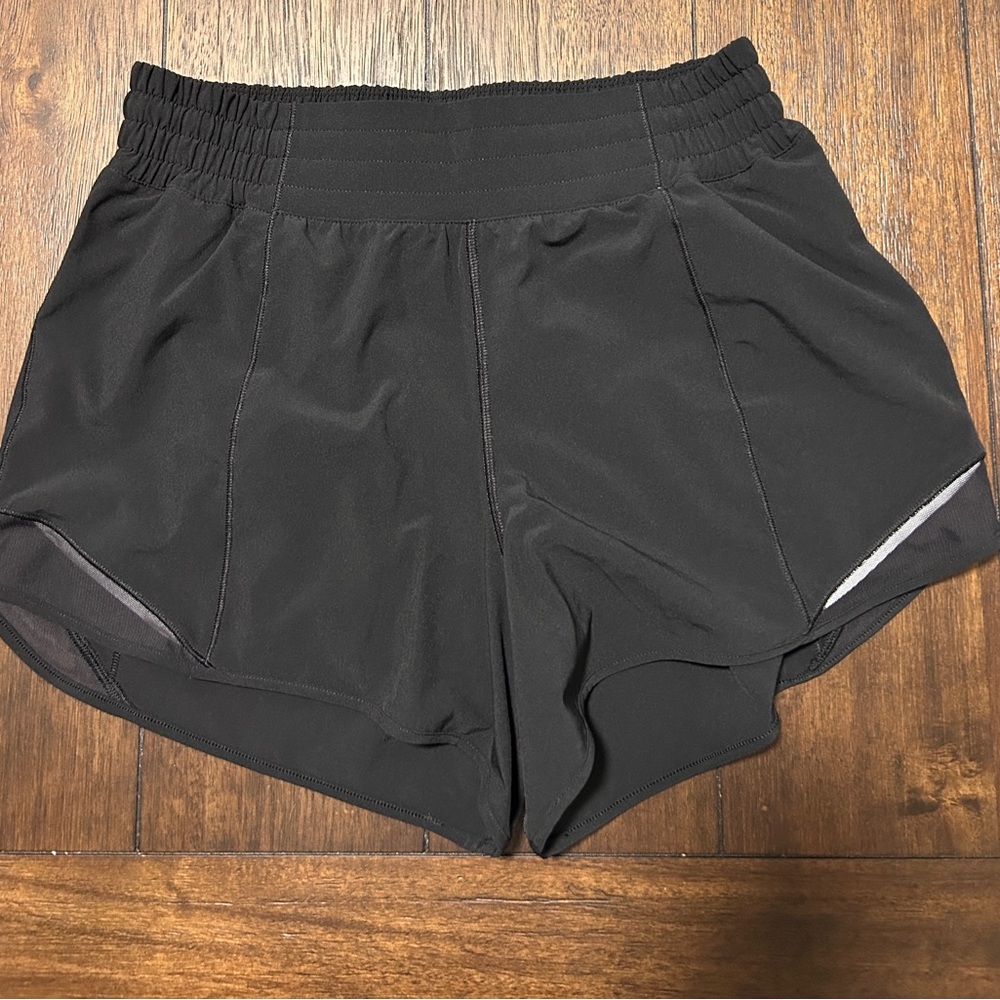 Shorty Hot High-Rise Shorts 4”